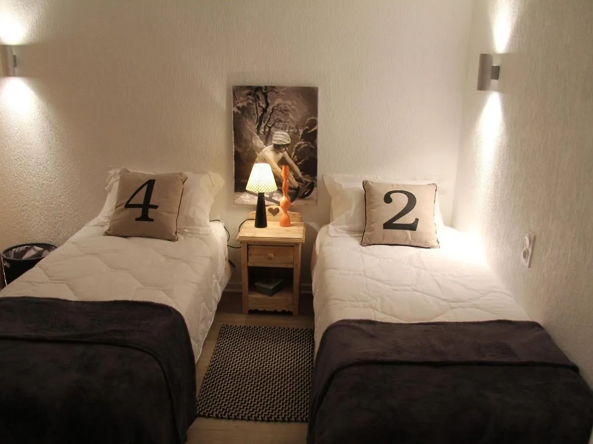 Appartement 8 Personnes - Centre Village - Parking Privatif - Fr-1-459-6 La Clusaz 0*,  France